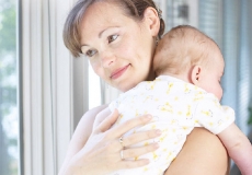 דמי לידה לעצמאיות – מה מגיע לך