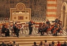 פניני המוסיקה מציגים מפצח האגוזים - לילדים והוריהם