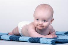 שכיבה על הבטן