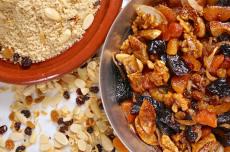 פירות יבשים מקורמלים