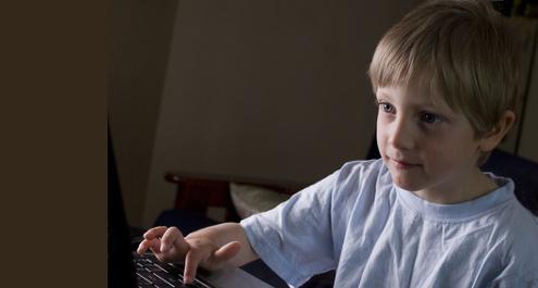 הצילו! הילד נחשף לפורנו