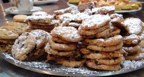 עוגיות אגוזים וחמוציות ללא גלוטן