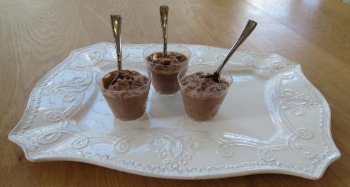 קינוח ביסקוויטים, שמנת וממרח נוטלה