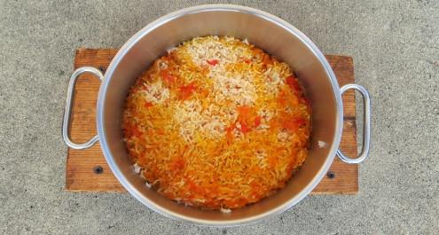 אורז עם עגבניות מרוסקות