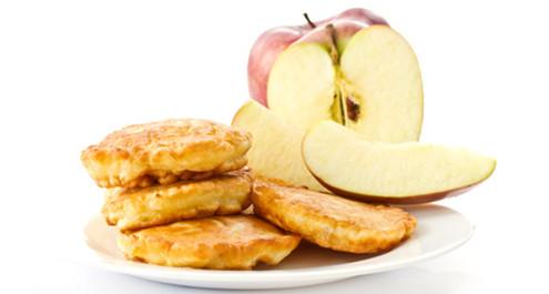 פנקייק תפוחים וסילאן