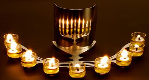 תערוכת חנוכיות ממיטב האומנים