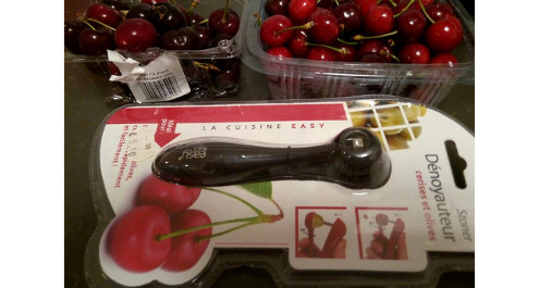 קלאפוטי דובדבנים