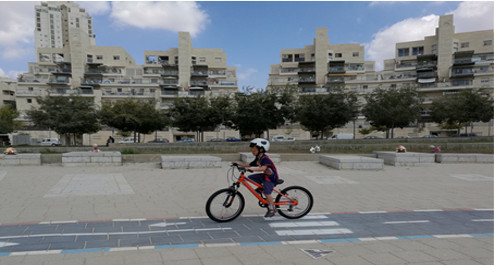 כפירי בדרכים, לומד לרכוב על אופניים