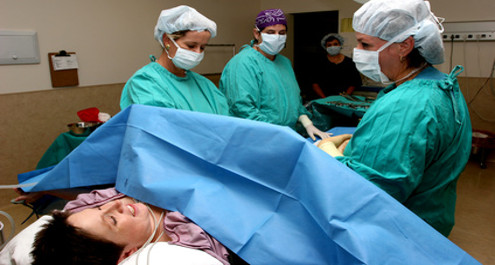 היכן וכיצד אפשר ללדת בקיסרי ידידותי?