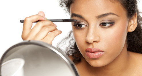 איפור כחול לבן