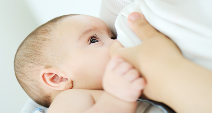 האם ההנקה היא צורך טבעי לאם ולתינוק?