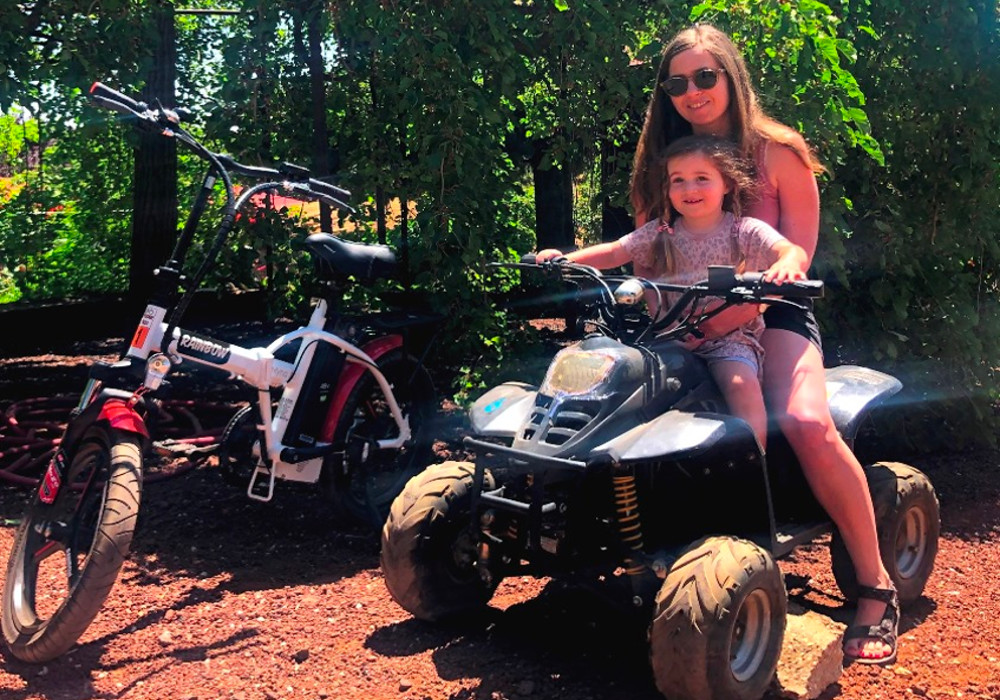 קיץ ב"בוסתן בראשית" - קטיף עצמי וטיול בטרקטורון לילדים