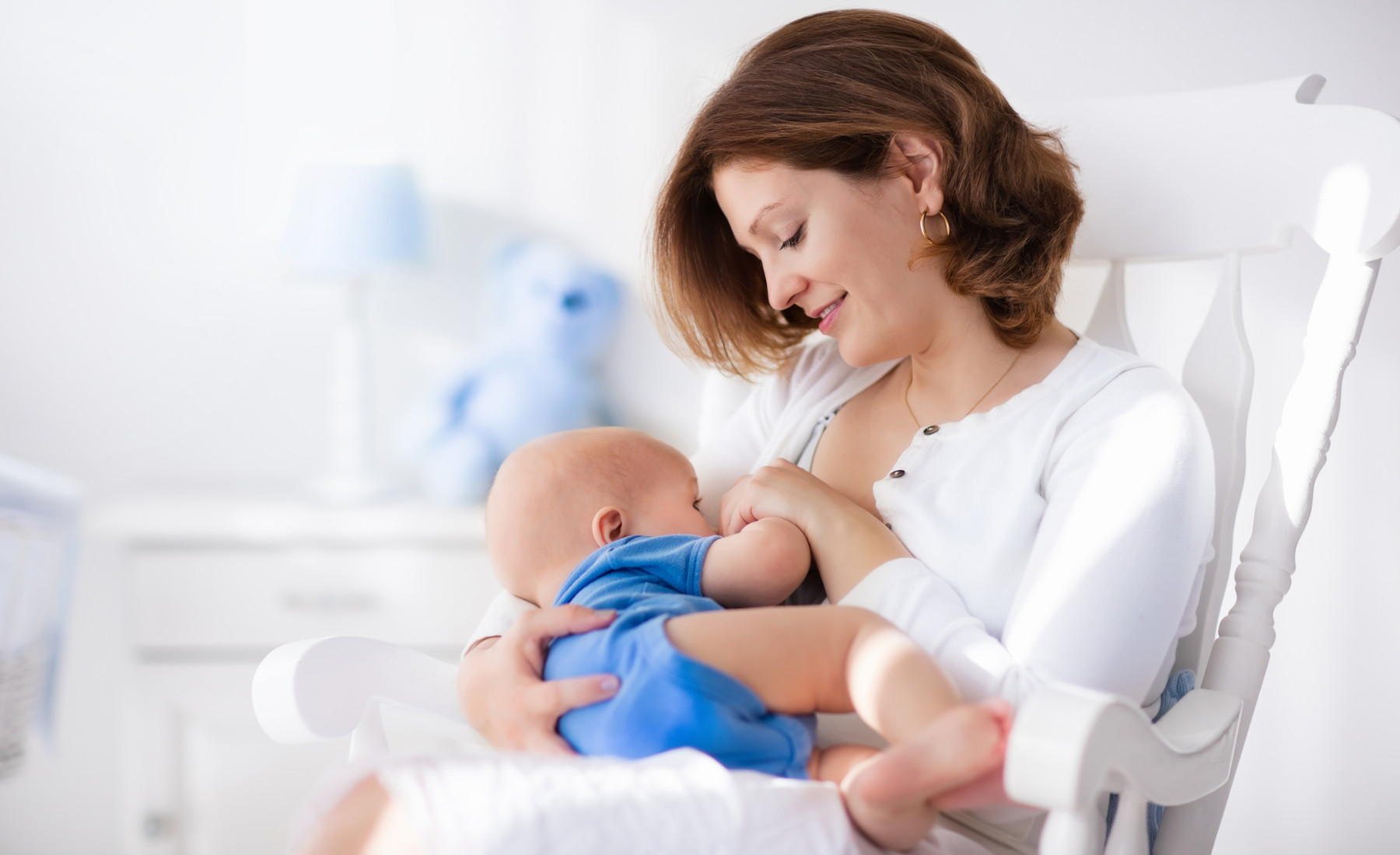 טיפולים משלימים לבעיות הנקה או יניקה